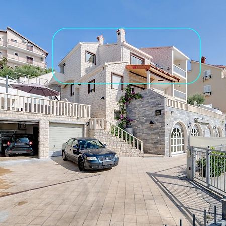 Apartments With Pool Vrdoljak Omiš Eksteriør billede