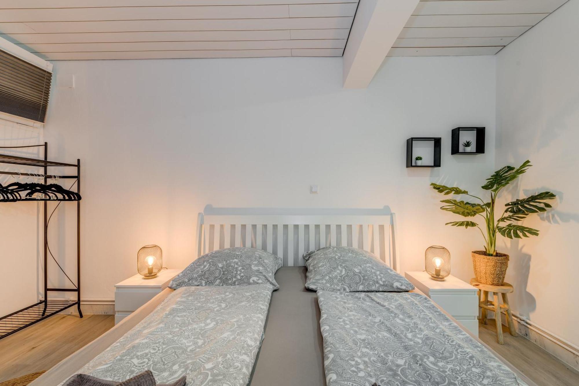 Apartments With Pool Vrdoljak Omiš Værelse billede